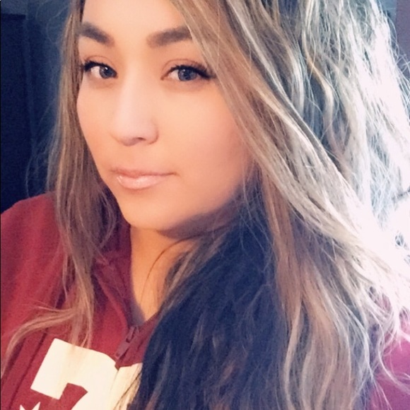 Meet your Posher, Petra - Picture 1 of 1